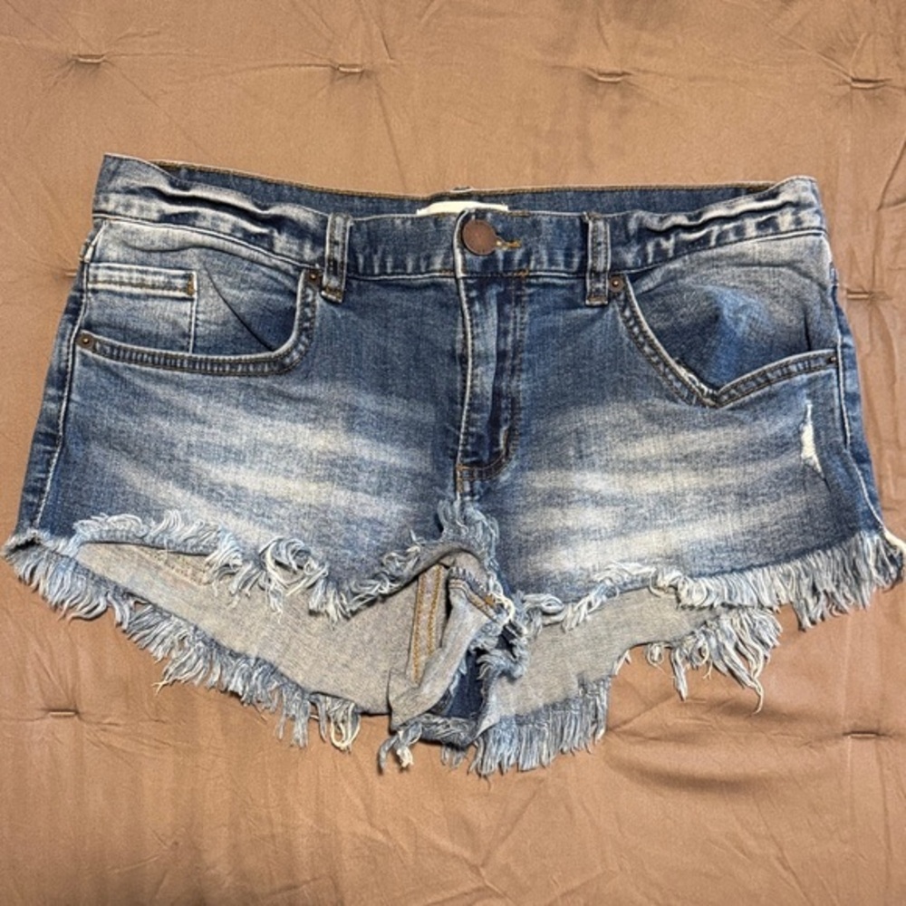 O'Neill Distressed Blue Denim Frayed Hem Shorts